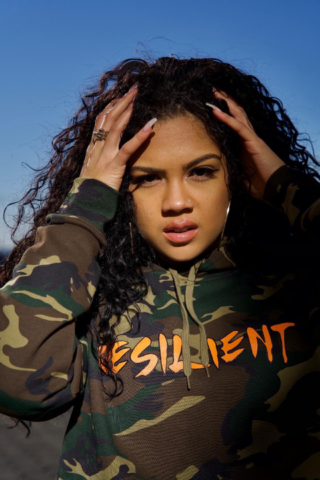 ARMY RESILIENT PRINT HOODIE W/EMB LOGO